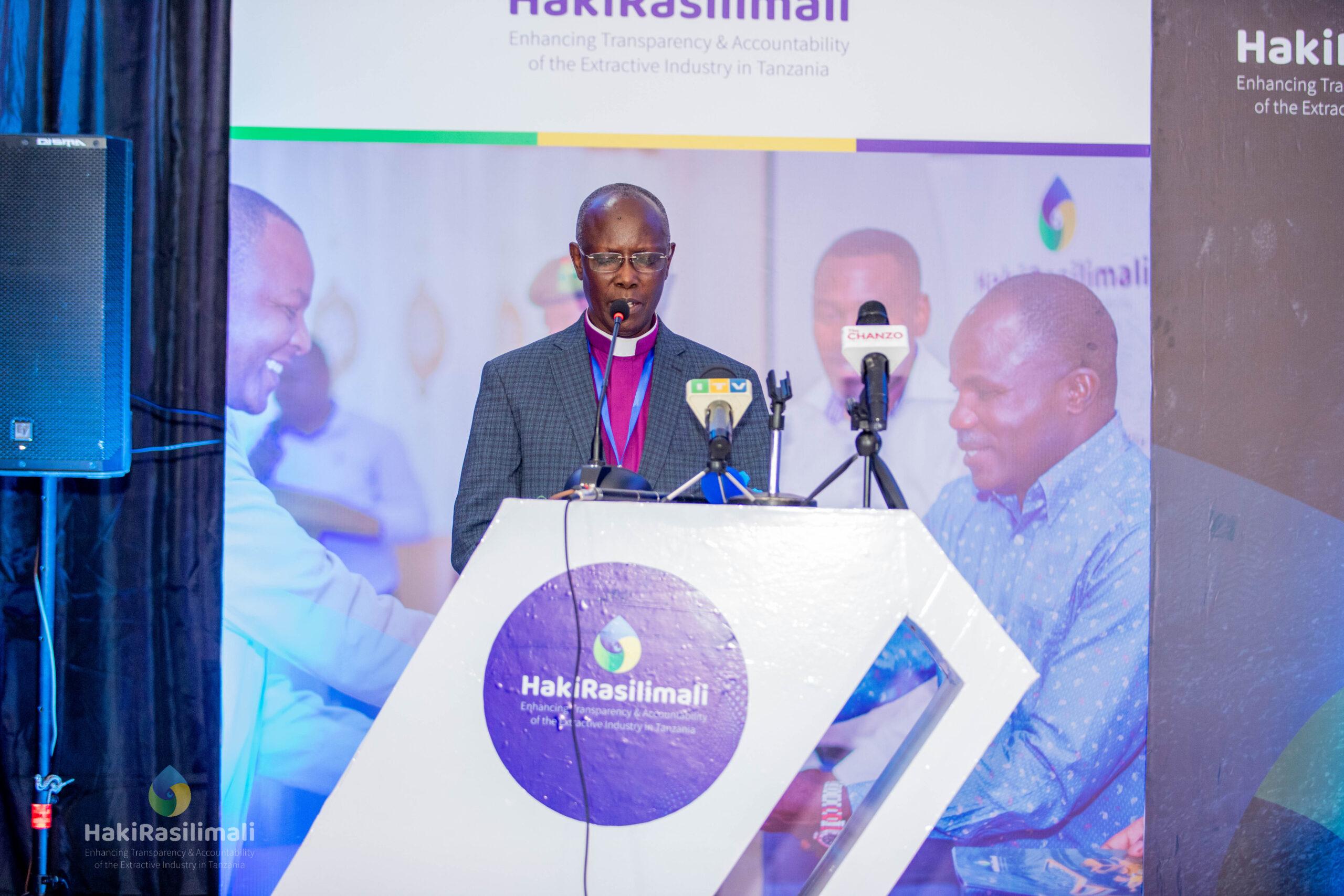 Askofu Mkuu Kanisa la Mennonite nchini, Nelson Kisare, ametoa wito wa sekta ya madini kuzingatia uwazi na uwajibikaji, ili rasilimali za nchi zinufaishe kizazi cha dasa na kijacho.